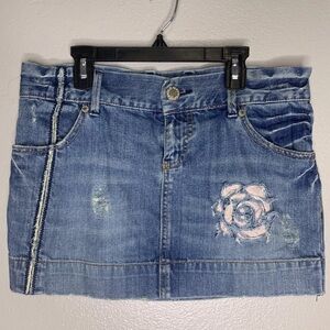Y2K Old Navy Womens Sz 4 Low Rise Mini Skirt Denim Special Rose Distressed Blue